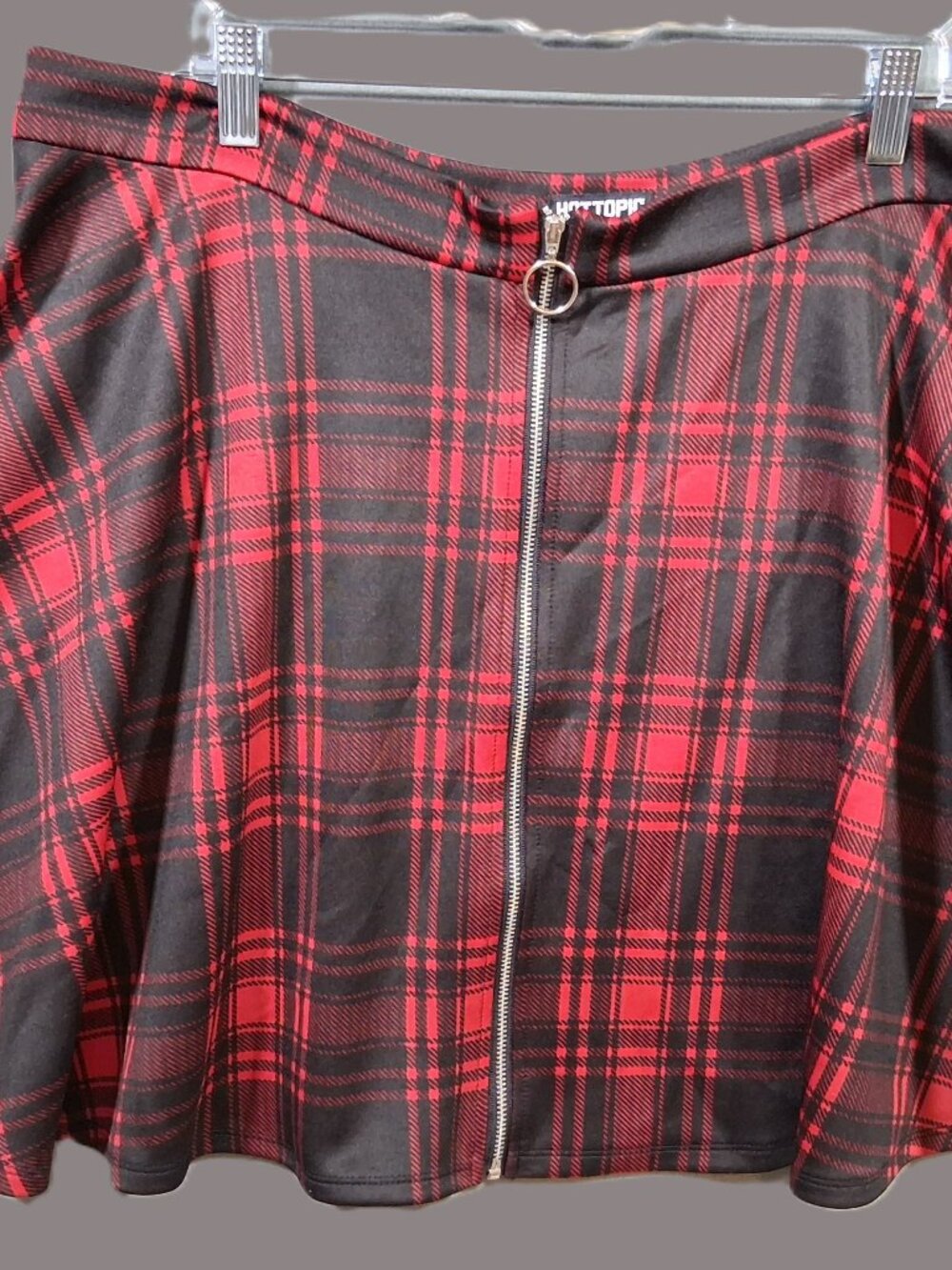 Junior's 3X Hot Topic Red/Black Plaid Skirt Dark Academia "Schoolgirl" Punk